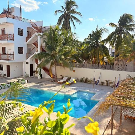 Mexhe Hotel El Cuyo Eksteriør billede