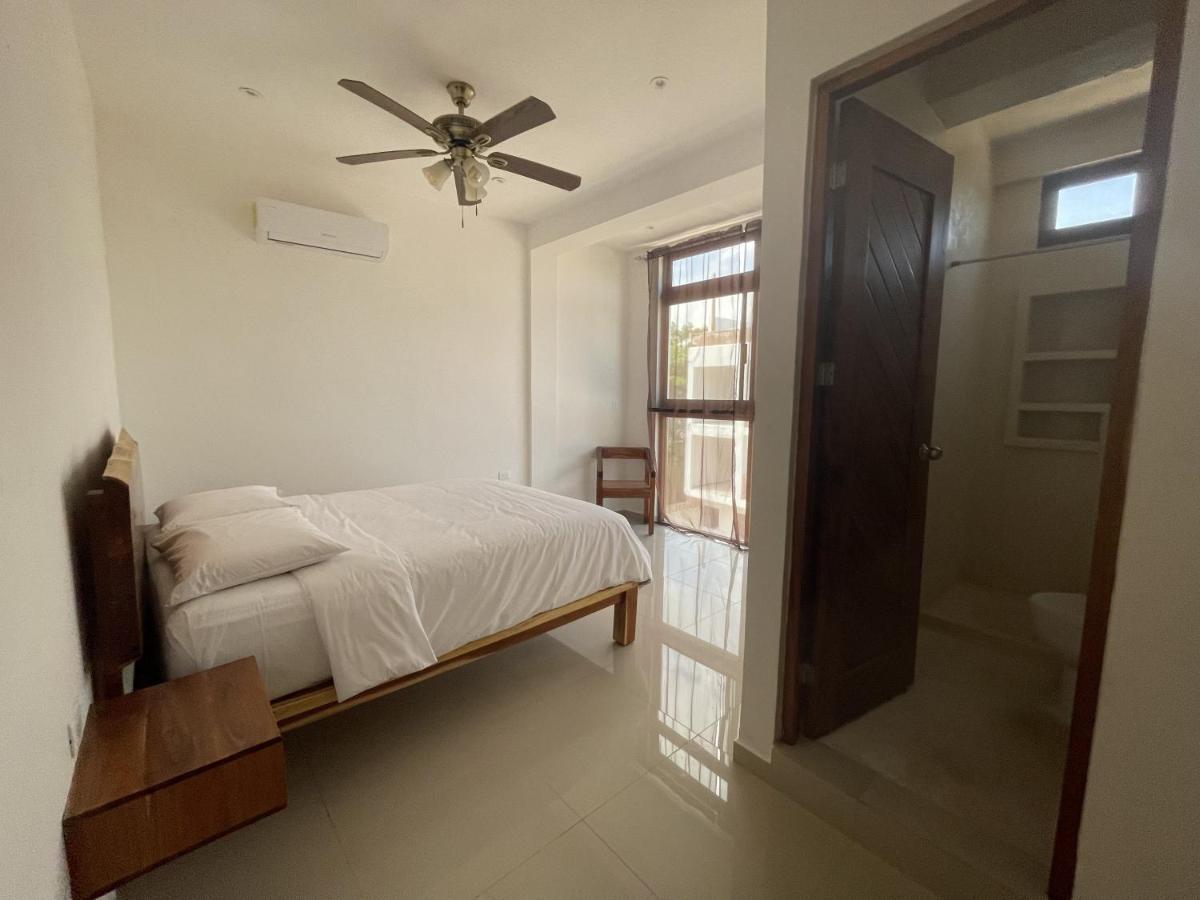 Mexhe Hotel El Cuyo Eksteriør billede