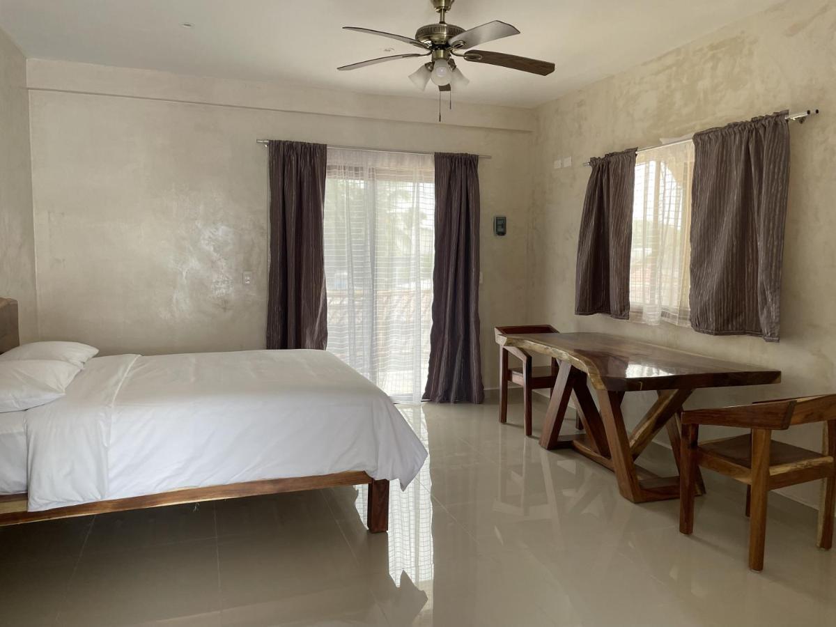 Mexhe Hotel El Cuyo Eksteriør billede