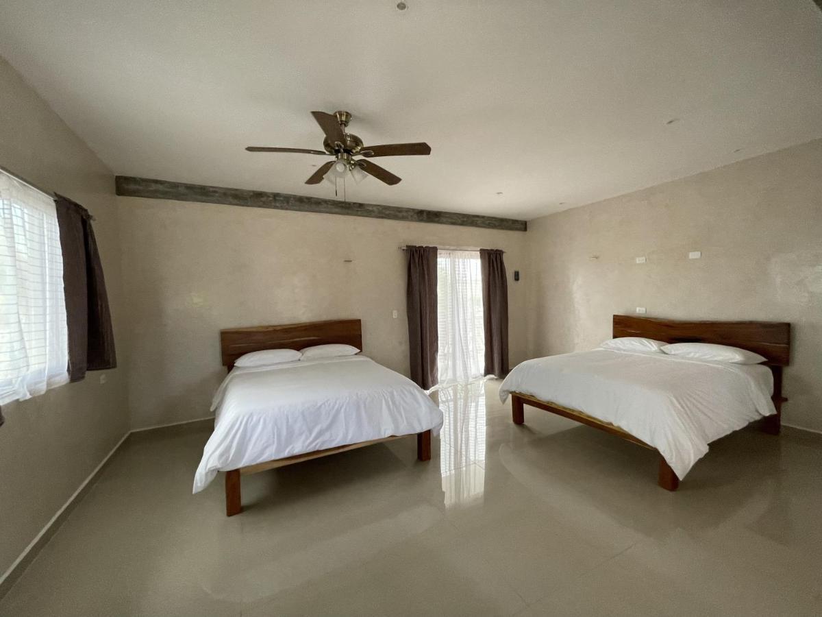 Mexhe Hotel El Cuyo Eksteriør billede