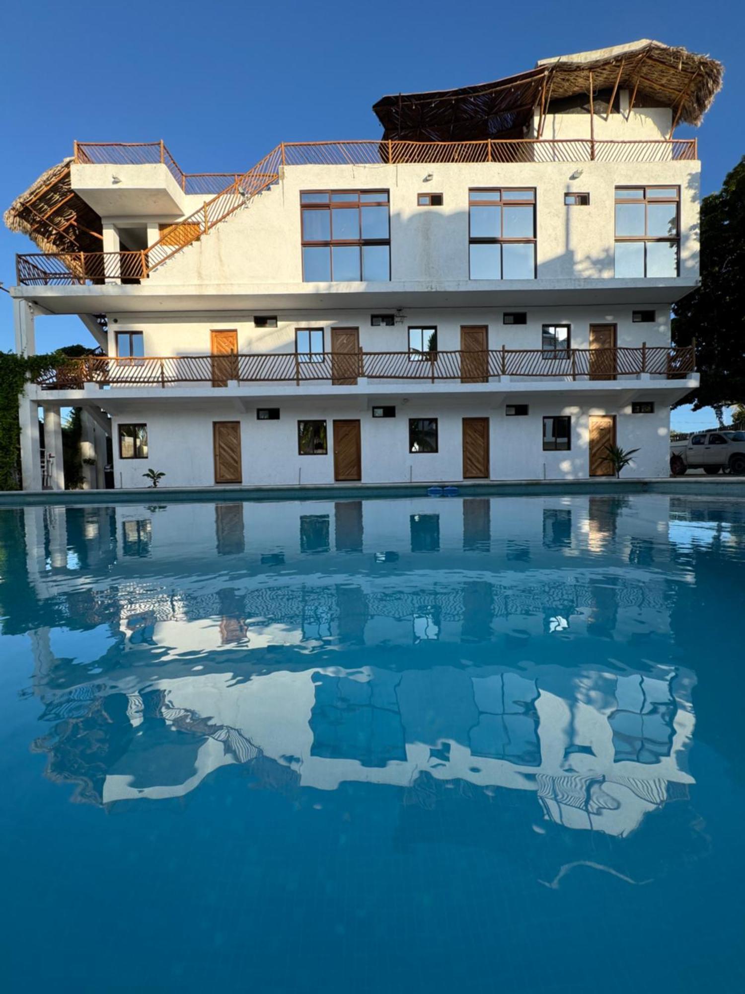 Mexhe Hotel El Cuyo Eksteriør billede