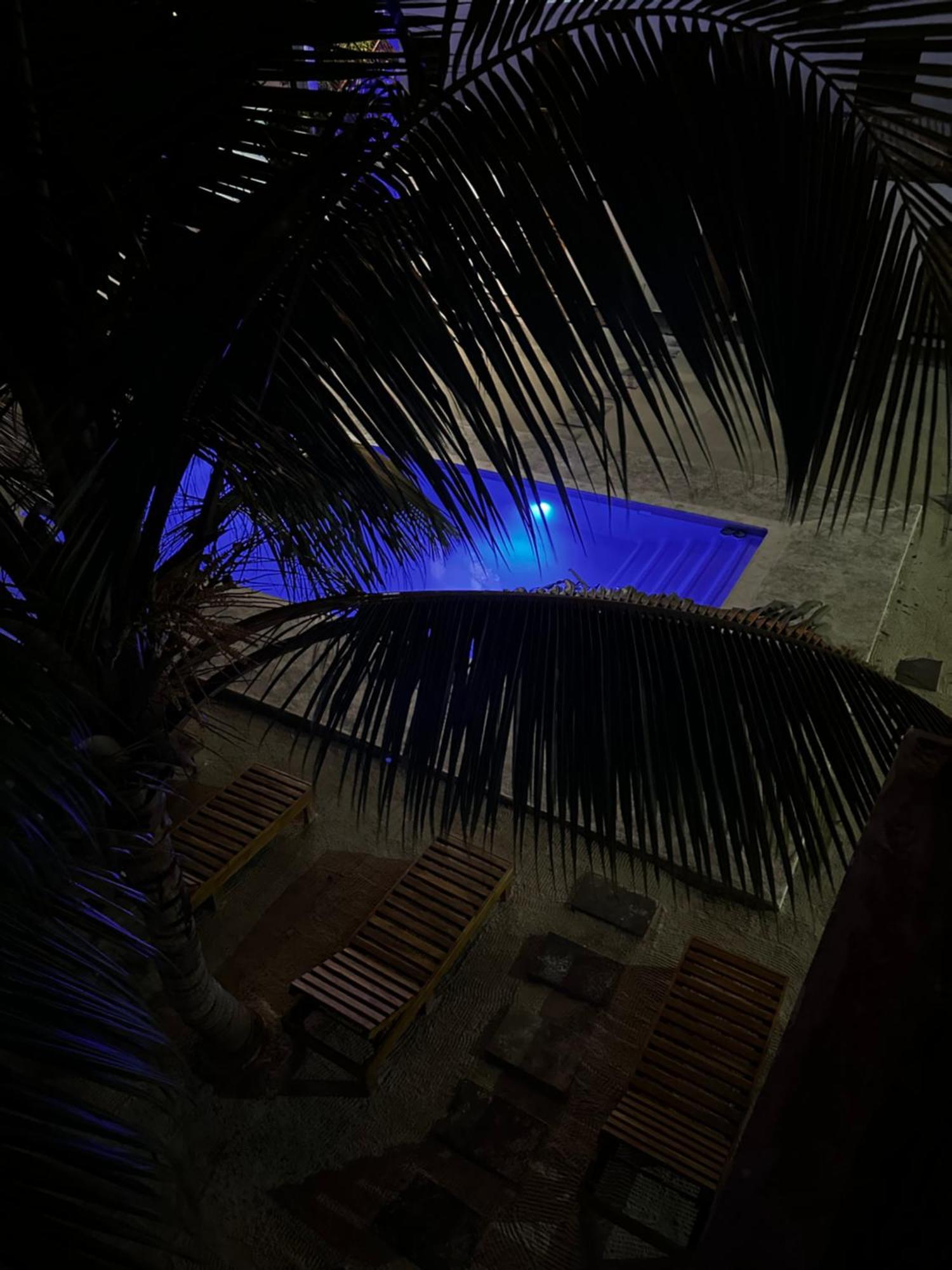 Mexhe Hotel El Cuyo Eksteriør billede
