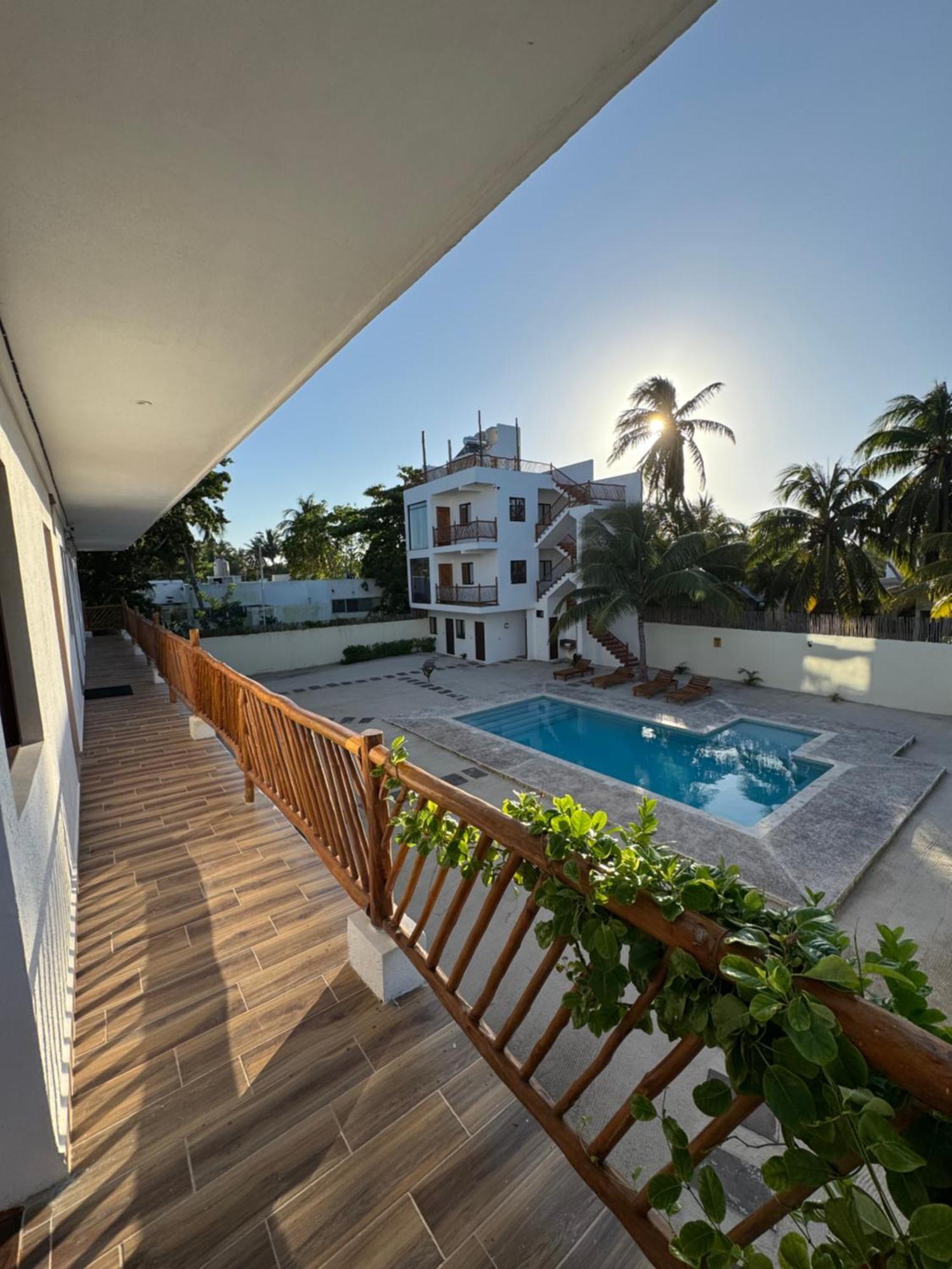 Mexhe Hotel El Cuyo Eksteriør billede