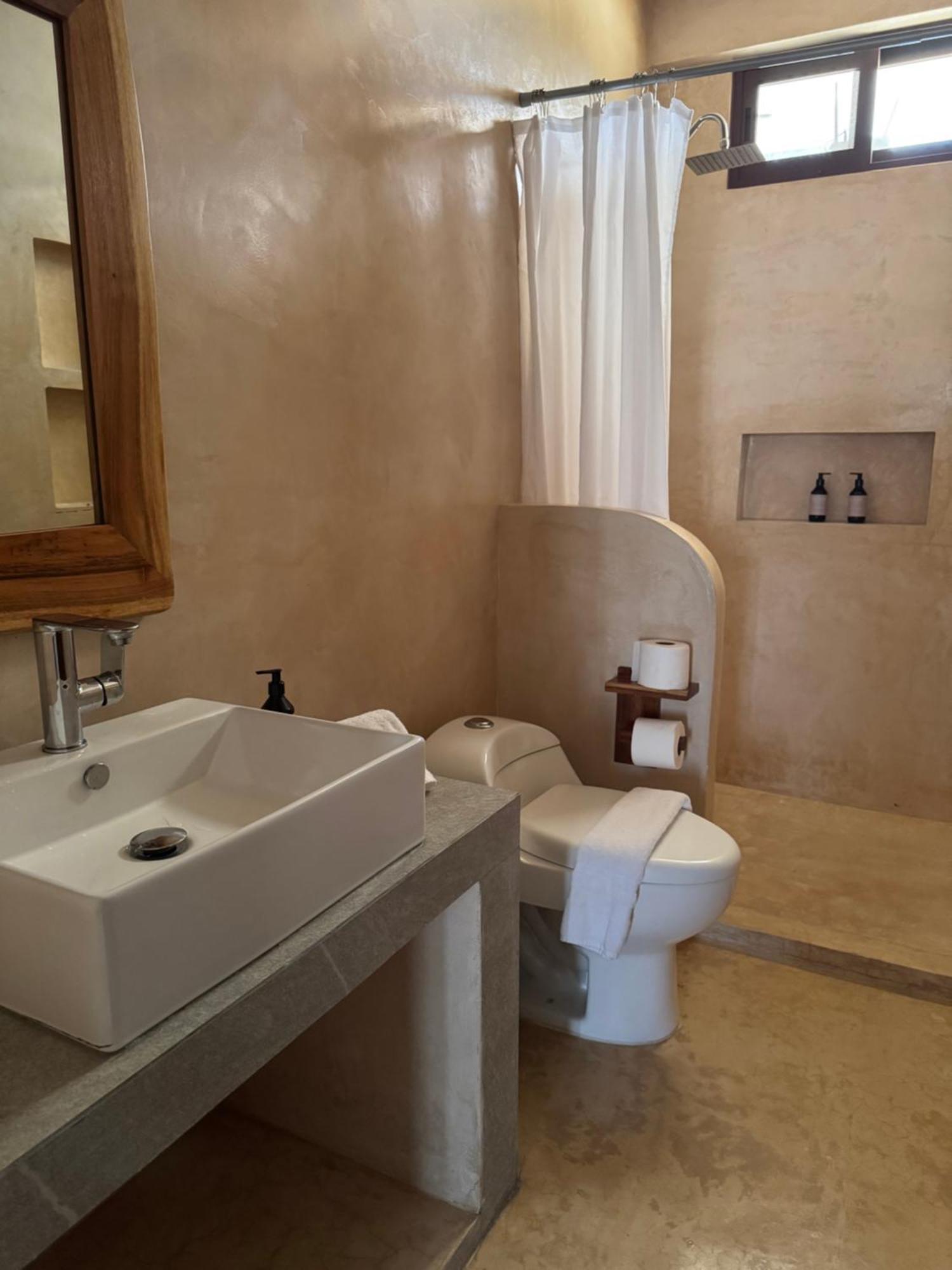 Mexhe Hotel El Cuyo Eksteriør billede