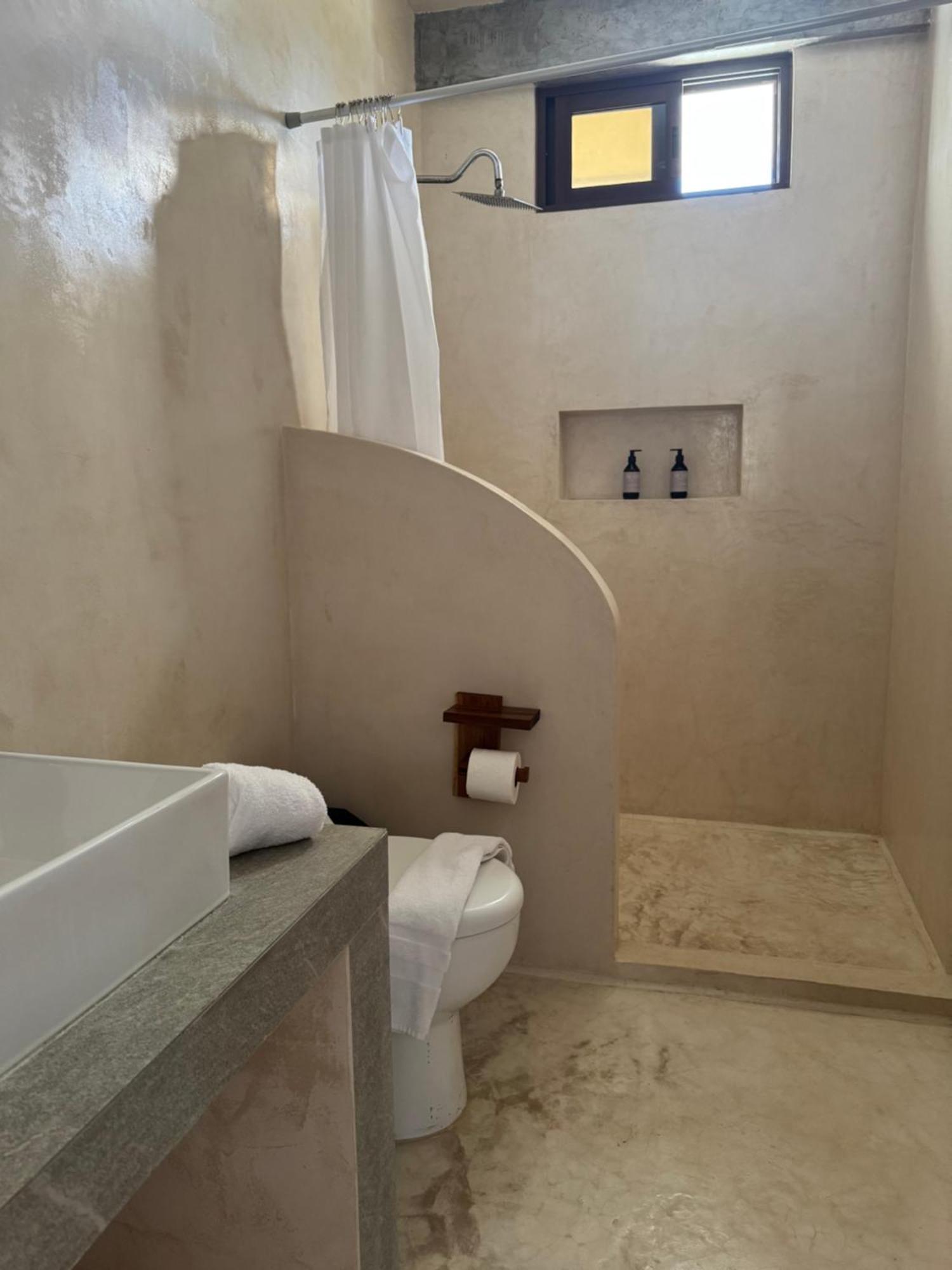 Mexhe Hotel El Cuyo Eksteriør billede